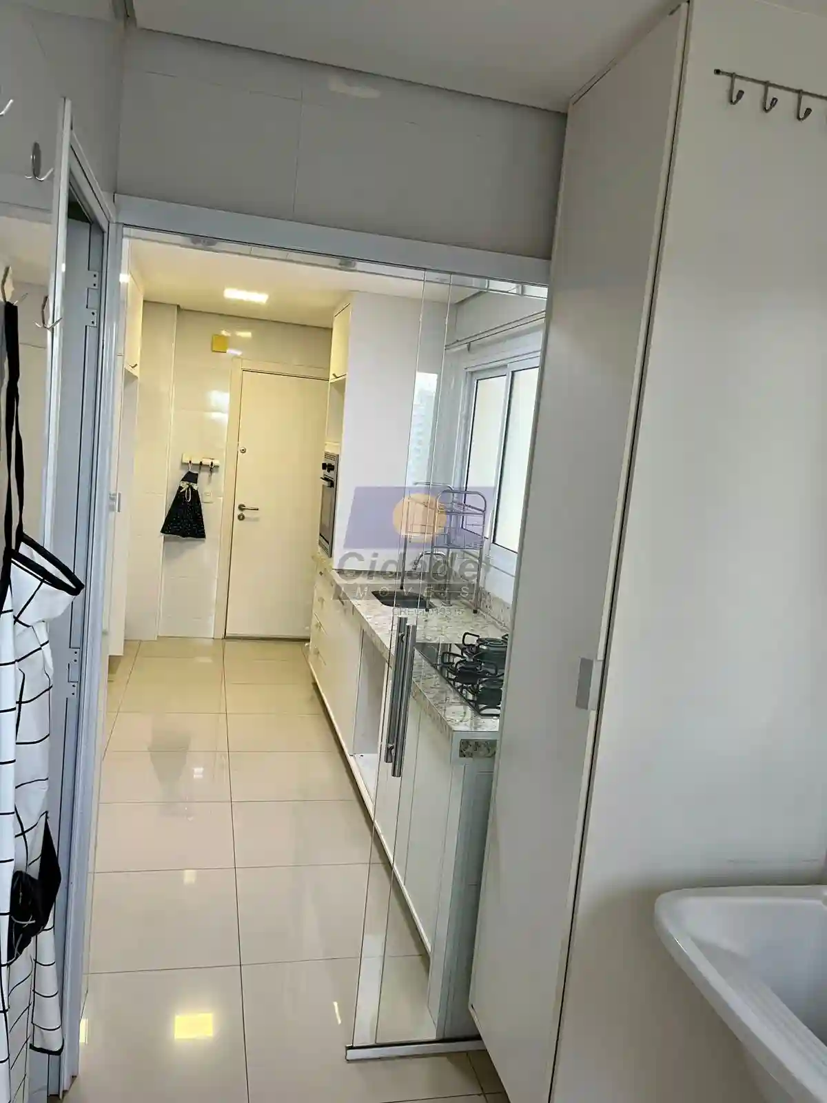 Apartamento com 3 quartos à venda, 130m² — foto 20 de 28