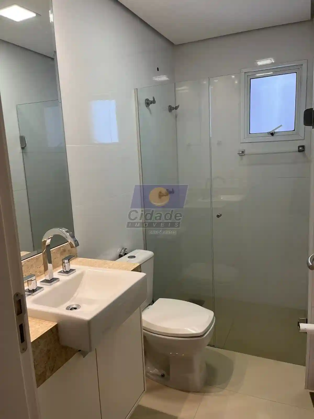 Apartamento com 3 quartos à venda, 130m² — foto 24 de 28