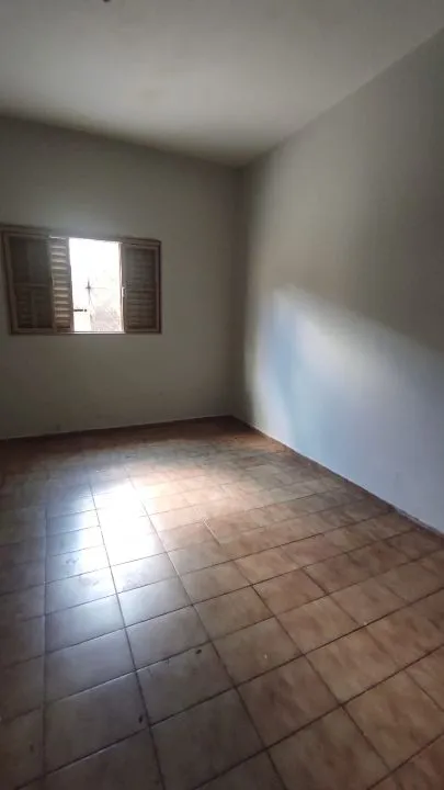 Casa à venda — foto 4 de 7