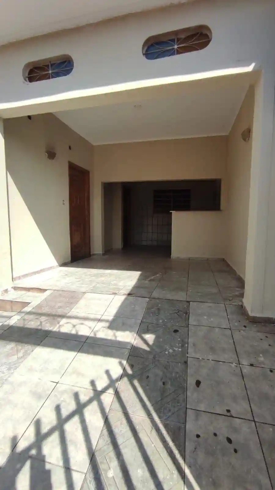 Casa com 3 quartos à venda, 110m² — foto 2 de 16