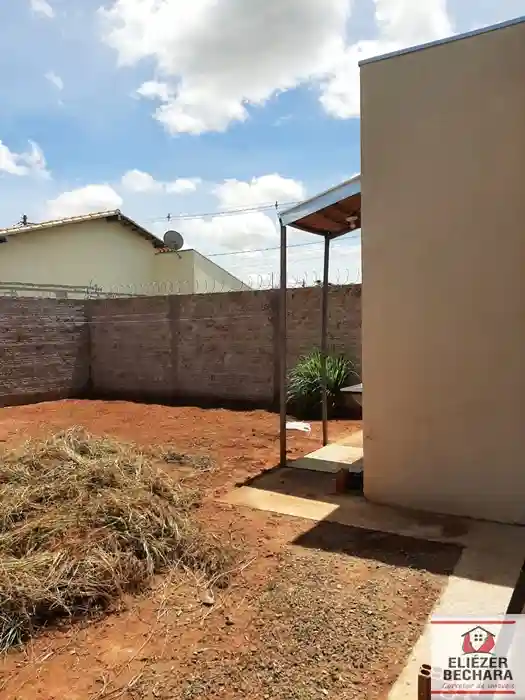 Casa à venda — foto 3 de 11