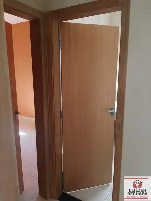 Casa à venda — foto 8 de 11