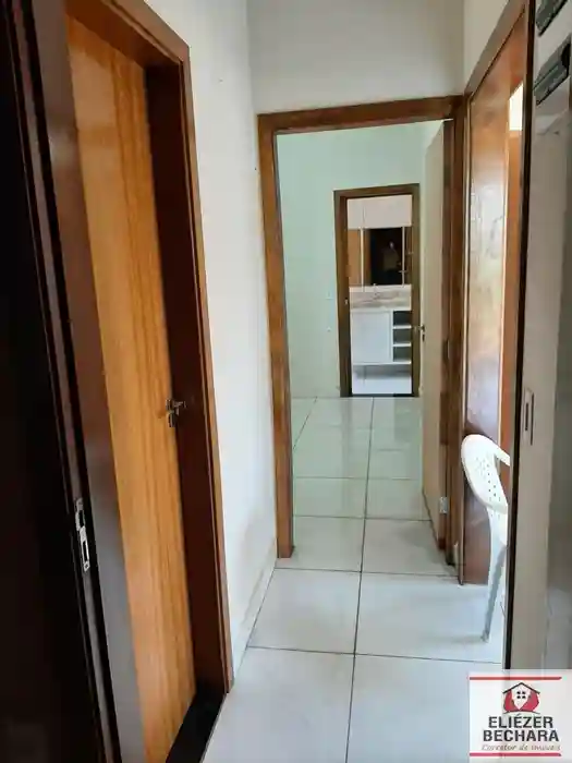 Casa à venda — foto 7 de 11