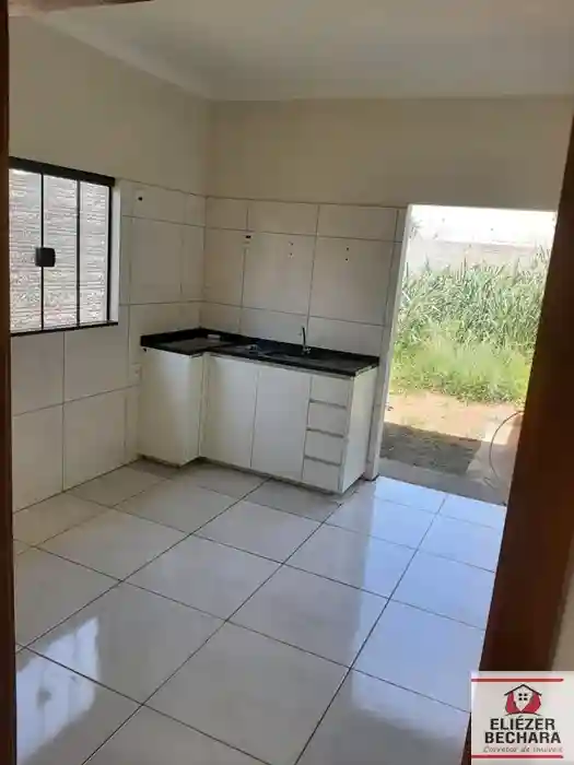 Casa à venda — foto 4 de 11