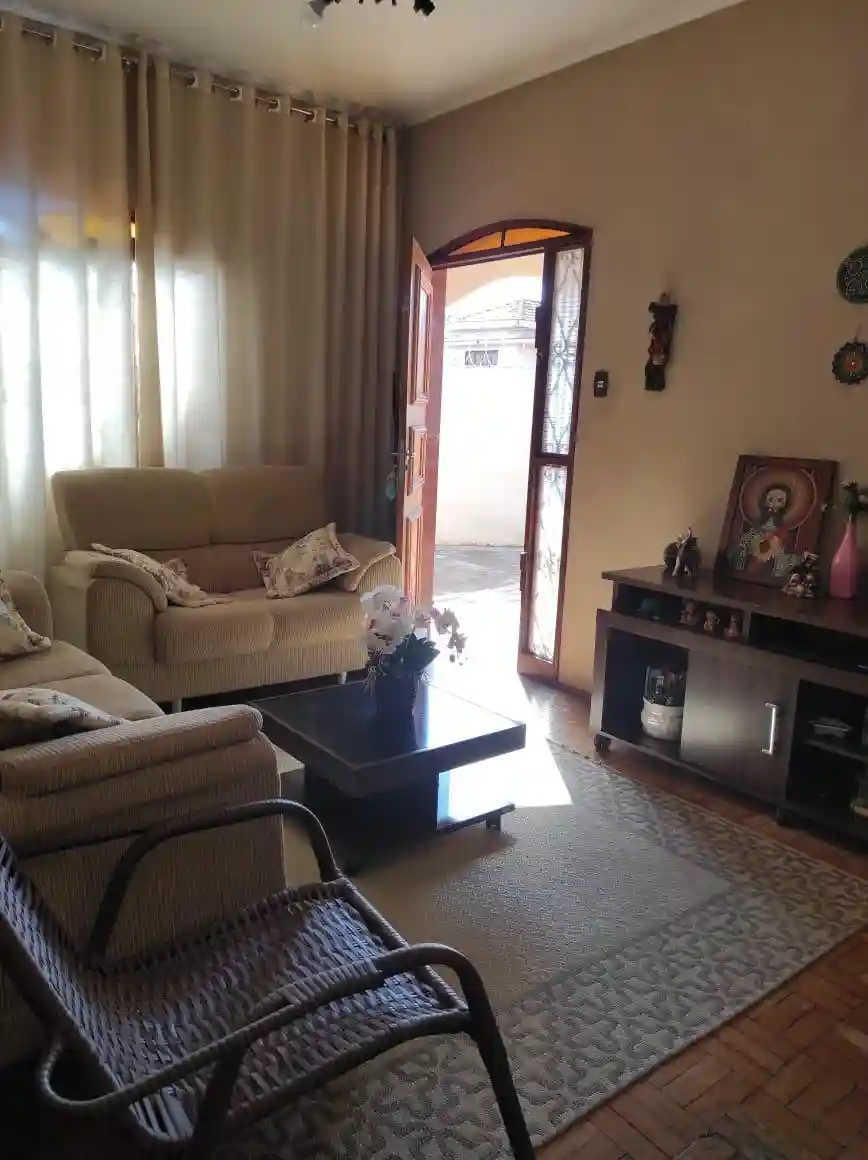 Casa com 3 quartos à venda, 146m² — foto 4 de 19