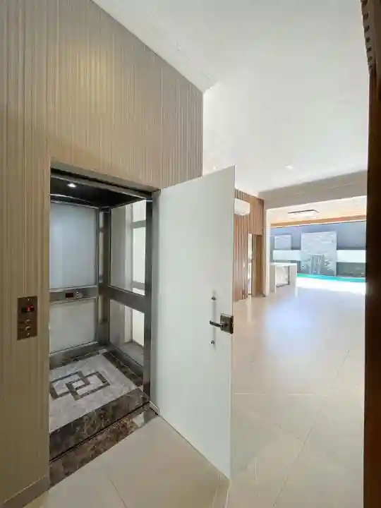 Casa de Condomínio com 4 quartos à venda, 450m² — foto 6 de 8