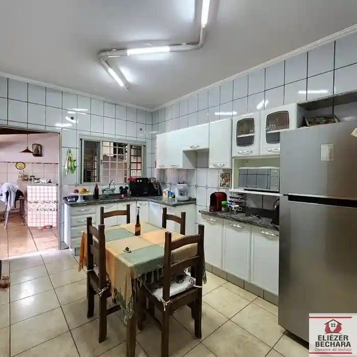 Casa com 3 quartos à venda, 150m² — foto 23 de 25