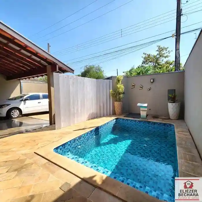 Casa com 3 quartos à venda, 150m² — foto 1 de 25