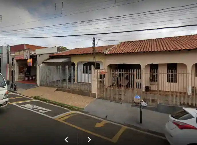 Casa Comercial à venda — foto 1 de 2