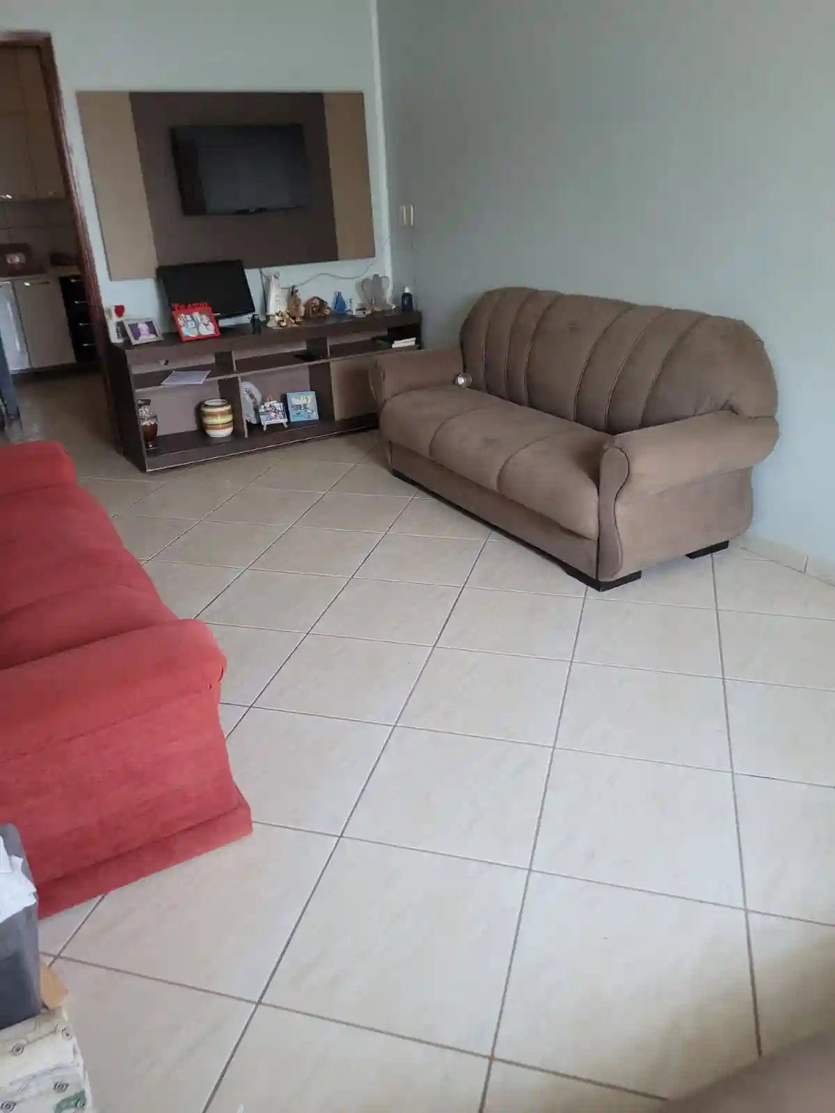 Casa com 3 quartos à venda, 178m² — foto 2 de 7