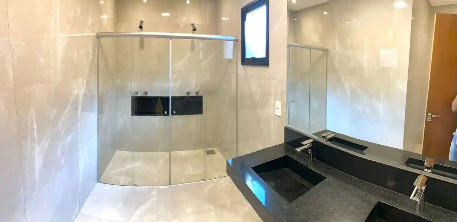 Casa de Condomínio com 3 quartos à venda, 360m² — foto 10 de 11