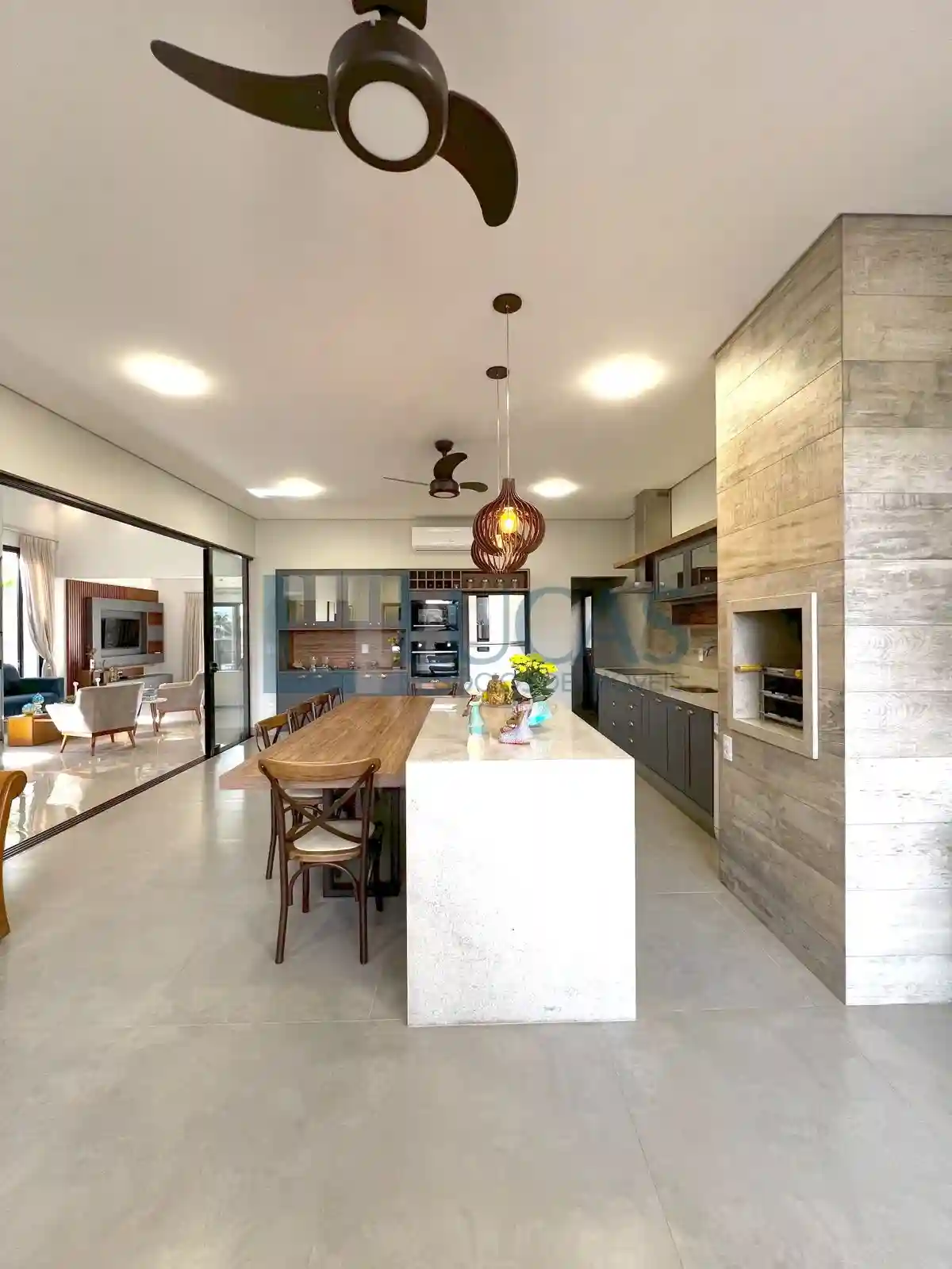 Casa de Condomínio com 3 quartos à venda, 224m² — foto 32 de 33
