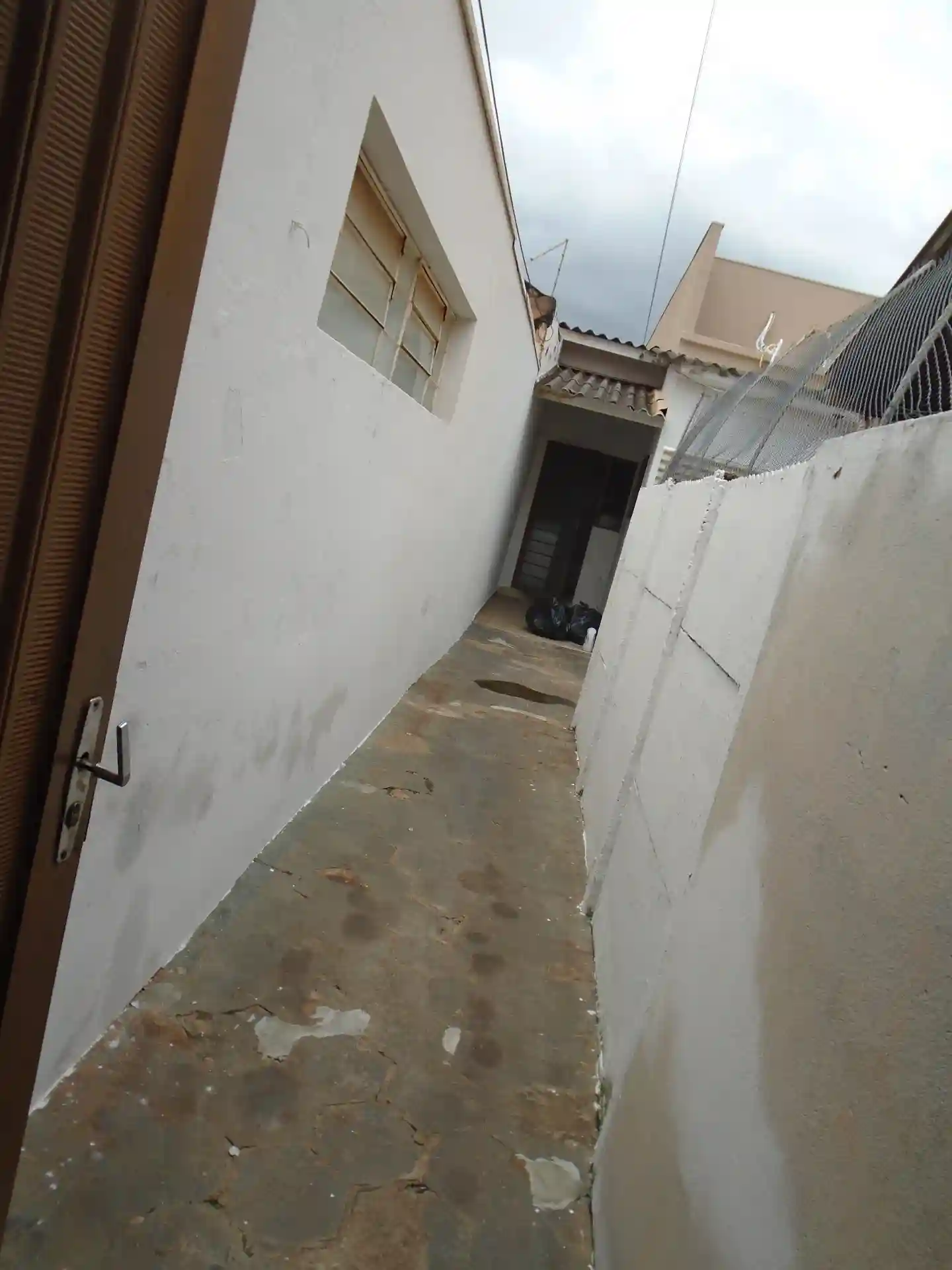 Casa com 2 quartos para aluguel, 50m² — foto 2 de 14