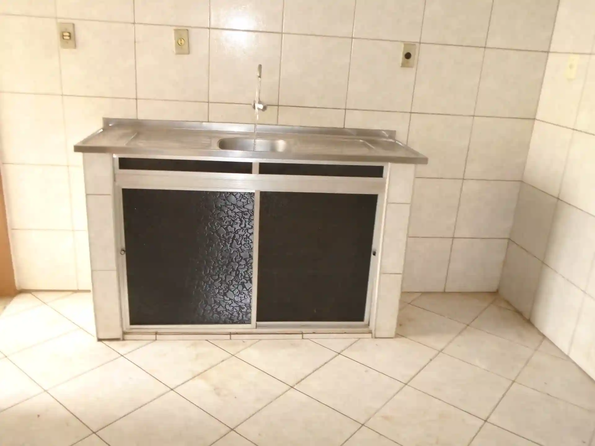 Casa com 2 quartos para aluguel, 50m² — foto 9 de 14