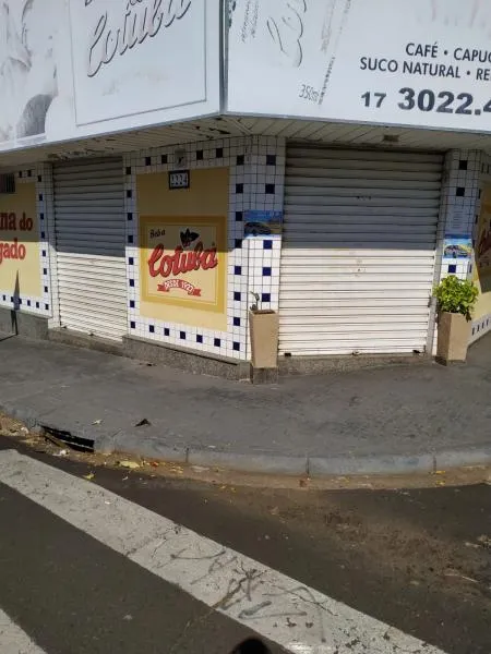 Loja / Salão / Ponto Comercial à venda — foto 2 de 2