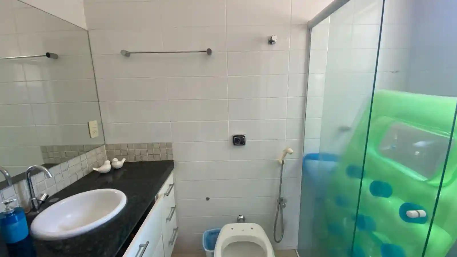 Casa de Condomínio com 4 quartos à venda, 300m² — foto 4 de 18