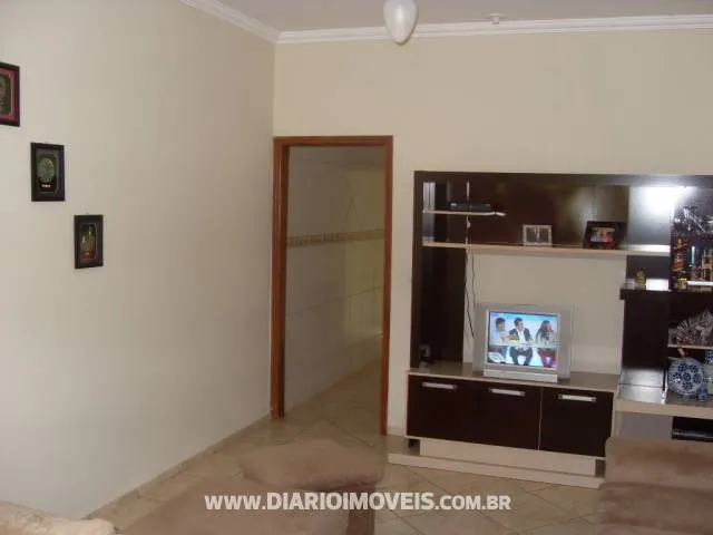 Casa com 4 quartos à venda, 363m² — foto 3 de 15