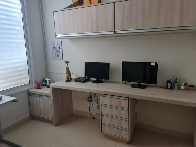 Casa de Condomínio à venda — foto 1 de 3
