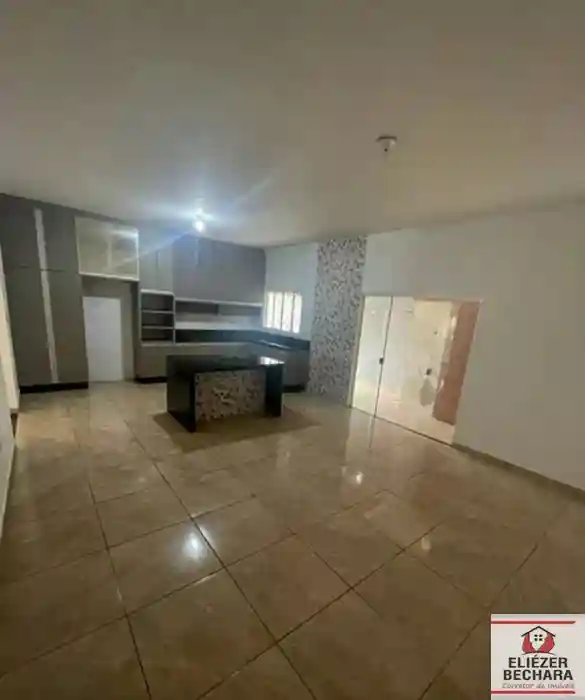 Casa à venda — foto 9 de 23