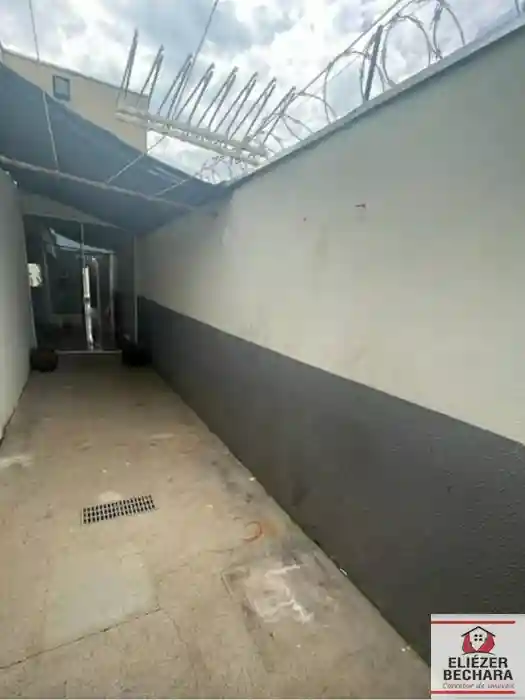 Casa à venda — foto 11 de 23
