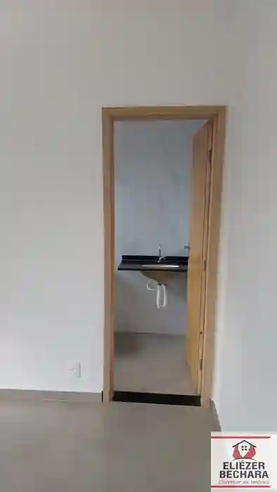 Casa com 3 quartos à venda, 94m² — foto 9 de 13
