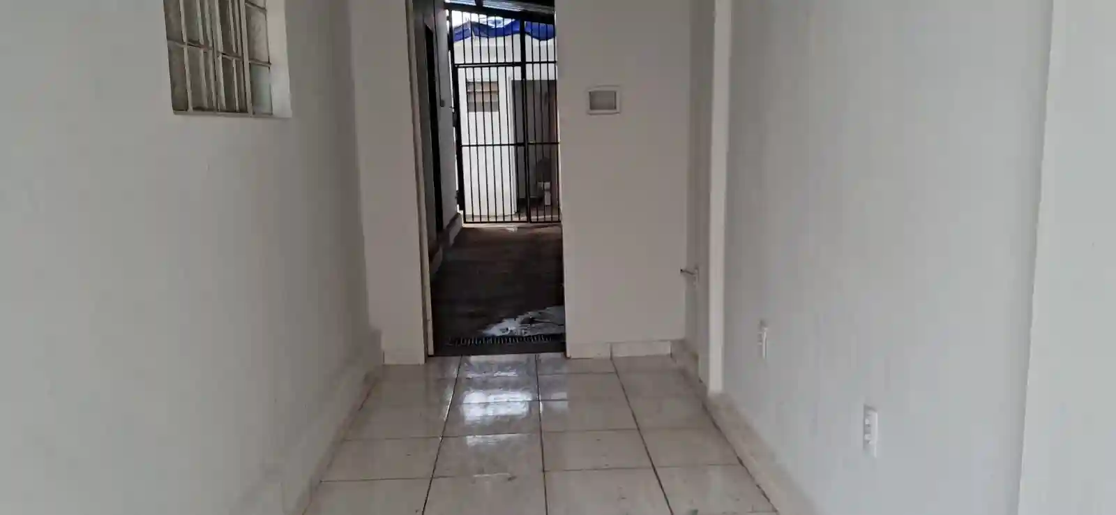 Prédio comercial  à venda, 262m² — foto 2 de 10