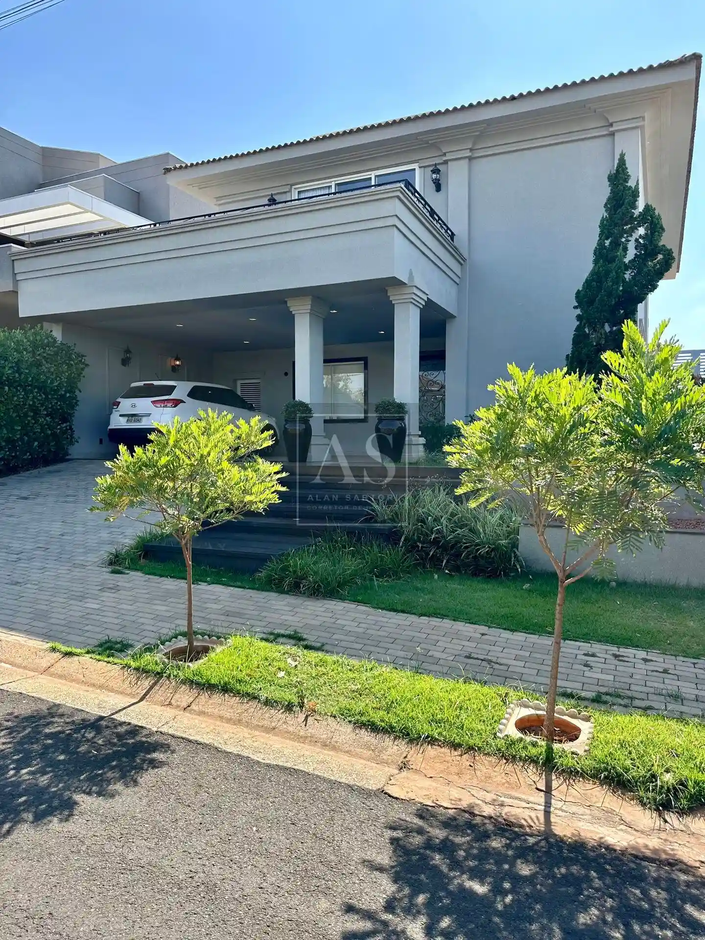 Casa de Condomínio com 4 quartos à venda, 356m² — foto 2 de 40