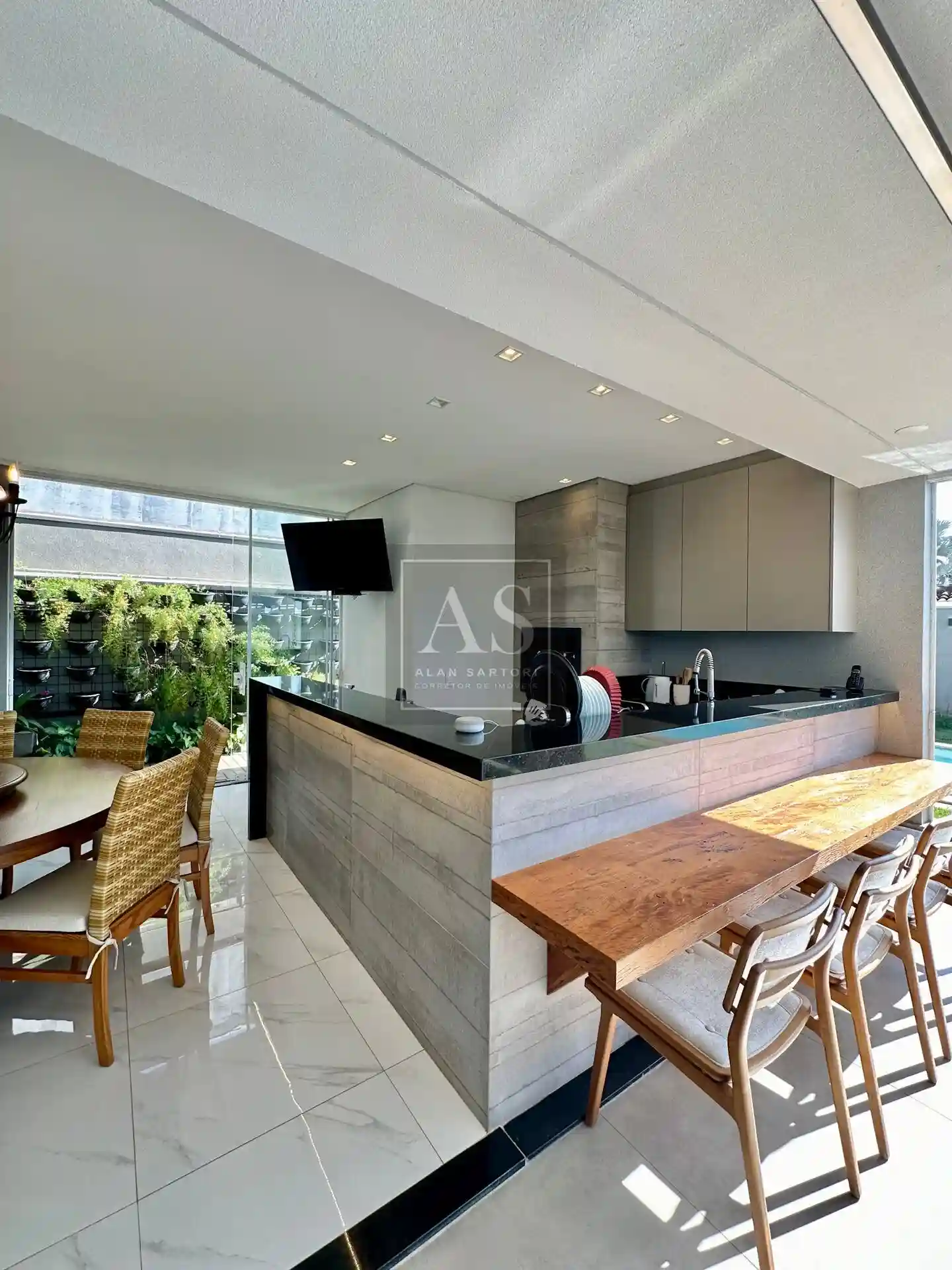 Casa de Condomínio com 4 quartos à venda, 356m² — foto 19 de 40