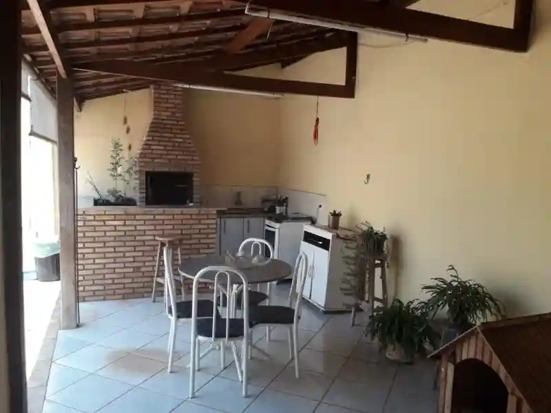 Casa com 2 quartos à venda, 200m² — foto 11 de 18