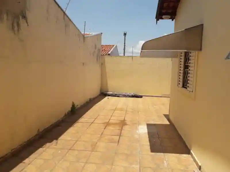 Casa com 2 quartos à venda, 200m² — foto 16 de 18