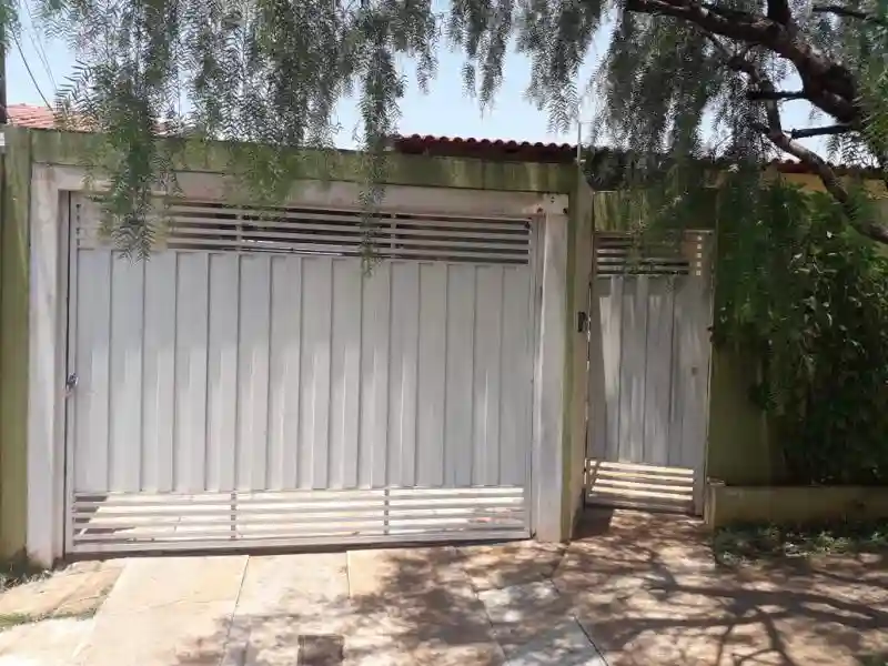 Casa com 2 quartos à venda, 200m² — foto 2 de 18