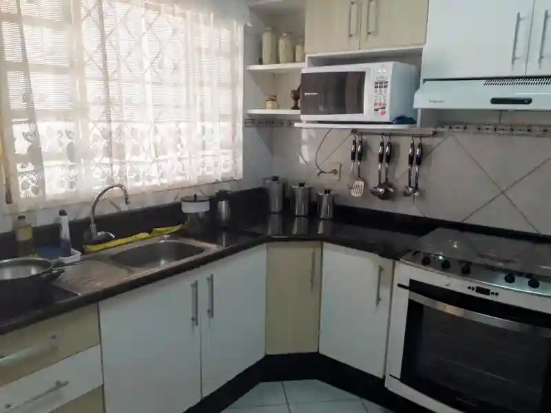 Casa com 2 quartos à venda, 200m² — foto 7 de 18