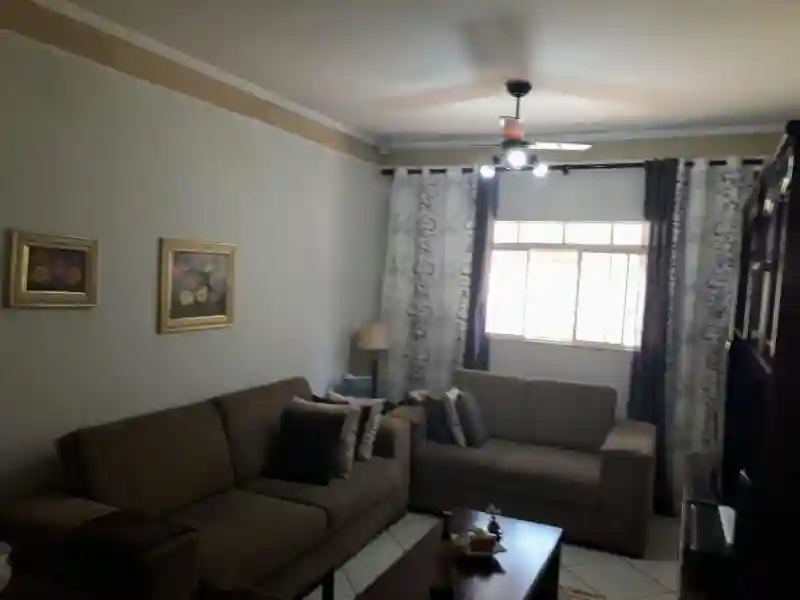 Casa com 2 quartos à venda, 200m² — foto 5 de 18