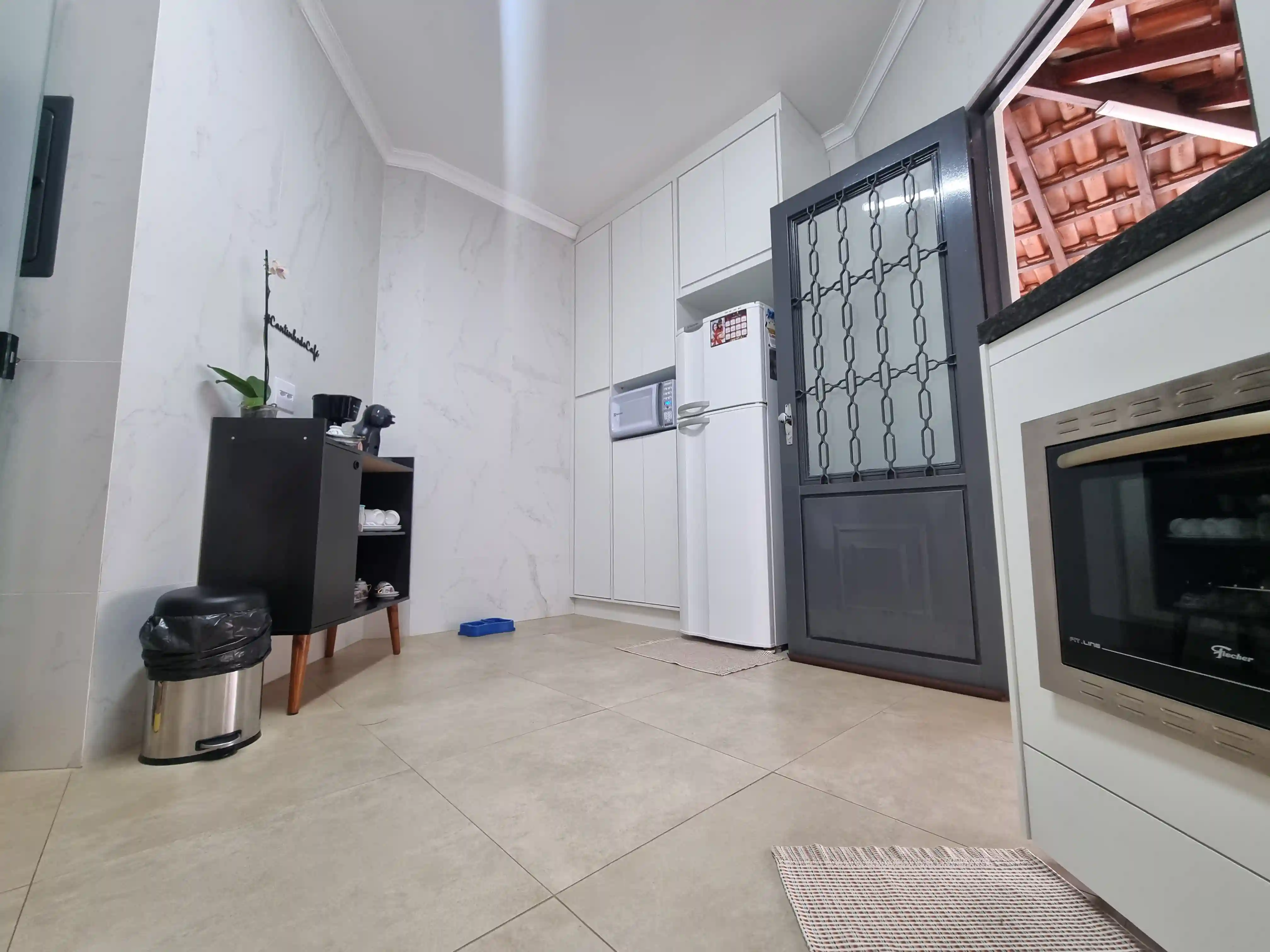 Casa com 3 quartos à venda, 240m² — foto 11 de 21