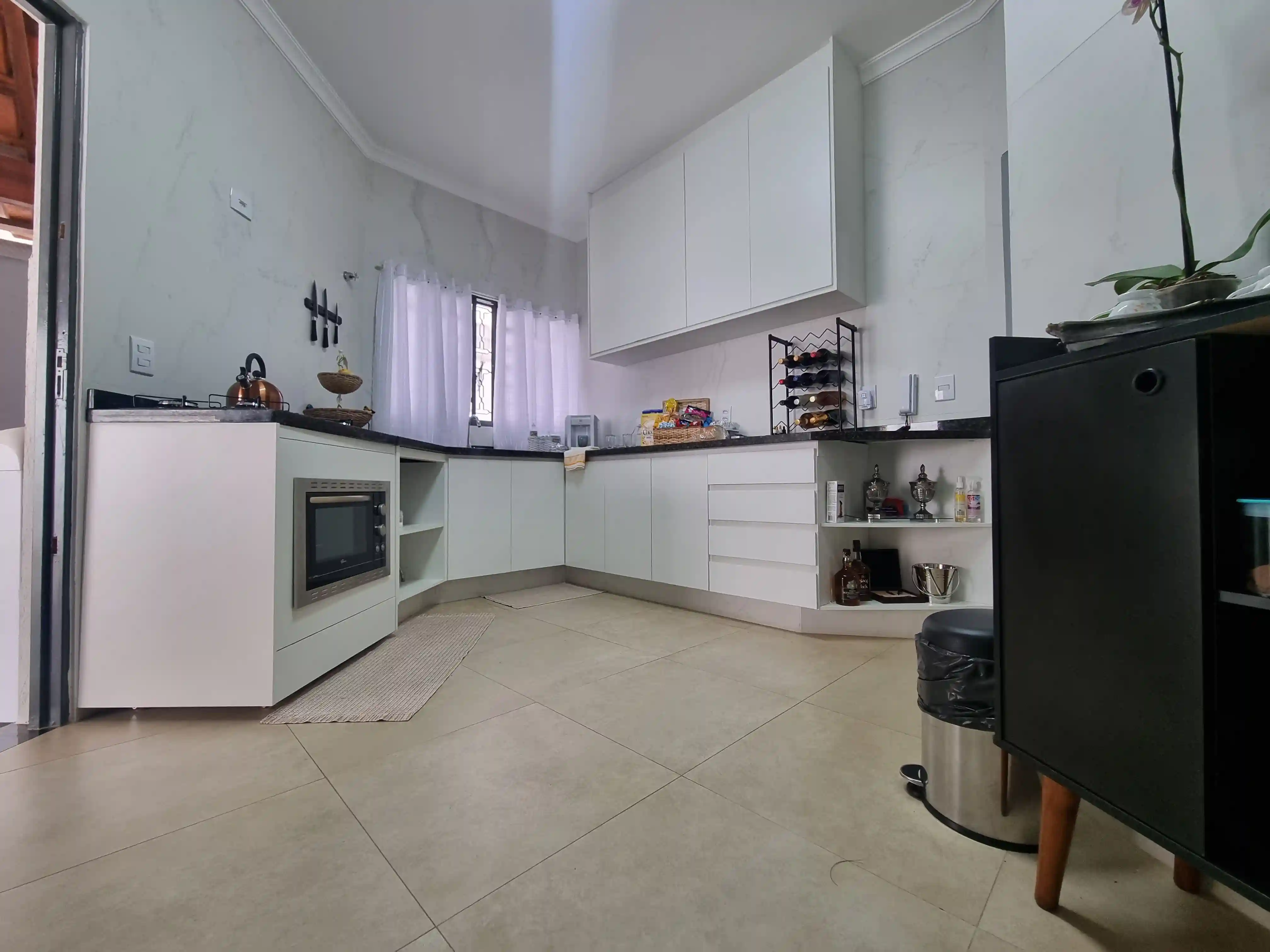 Casa com 3 quartos à venda, 240m² — foto 20 de 21