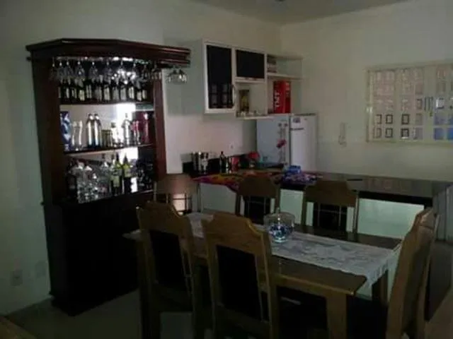 Casa à venda — foto 5 de 6