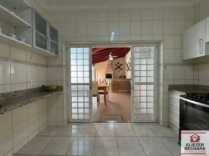 Casa Comercial com 2 quartos à venda, 495m² — foto 11 de 26