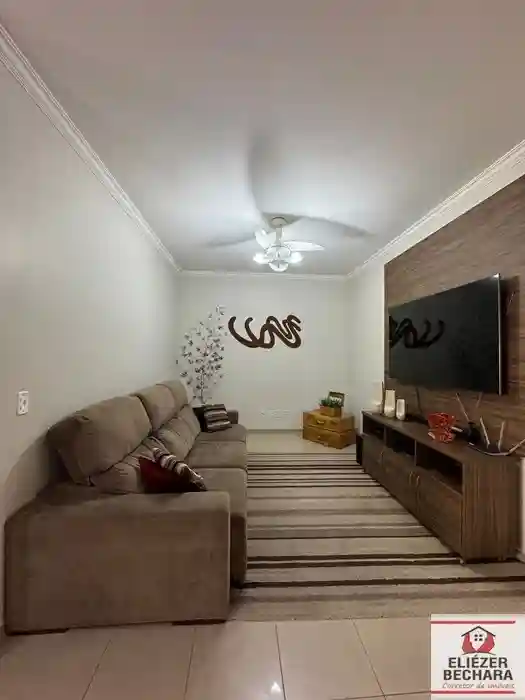 Casa Comercial com 2 quartos à venda, 495m² — foto 2 de 26