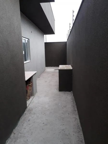 Casa à venda — foto 1 de 4