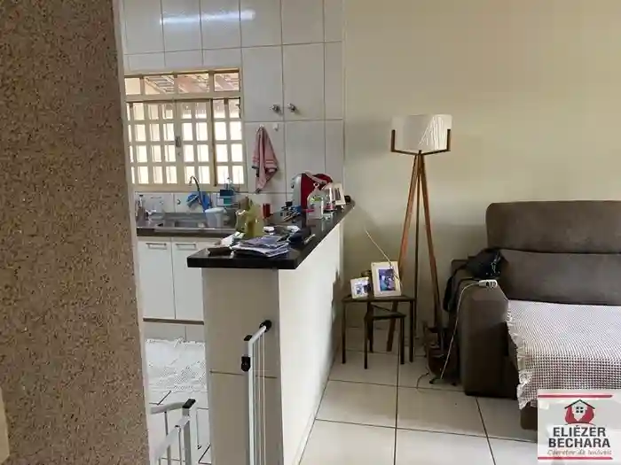 Casa com 3 quartos à venda, 100m² — foto 5 de 8