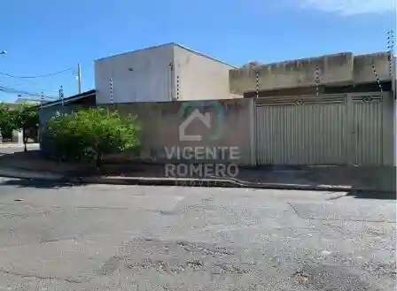Casa com 2 quartos à venda, 234m² — foto 2 de 12
