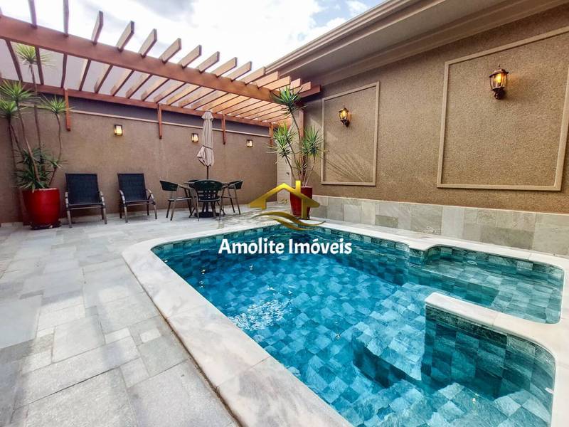 Casa de Condomínio com 3 quartos à venda, 270m² — foto 6 de 37