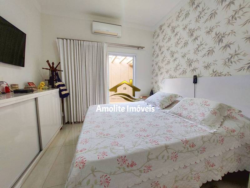 Casa de Condomínio com 3 quartos à venda, 270m² — foto 10 de 37