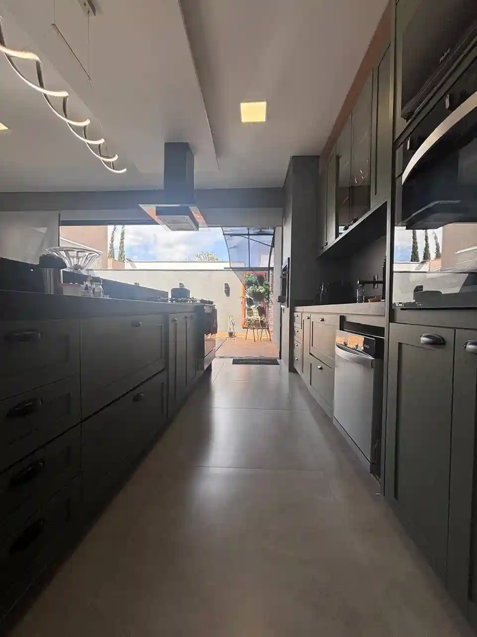Casa de Condomínio com 3 quartos à venda, 220m² — foto 33 de 60