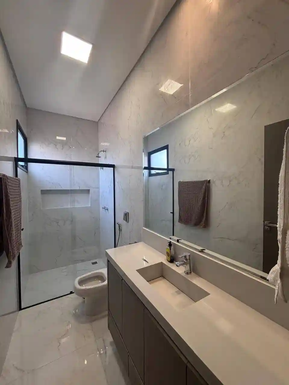 Casa de Condomínio com 3 quartos à venda, 220m² — foto 19 de 60