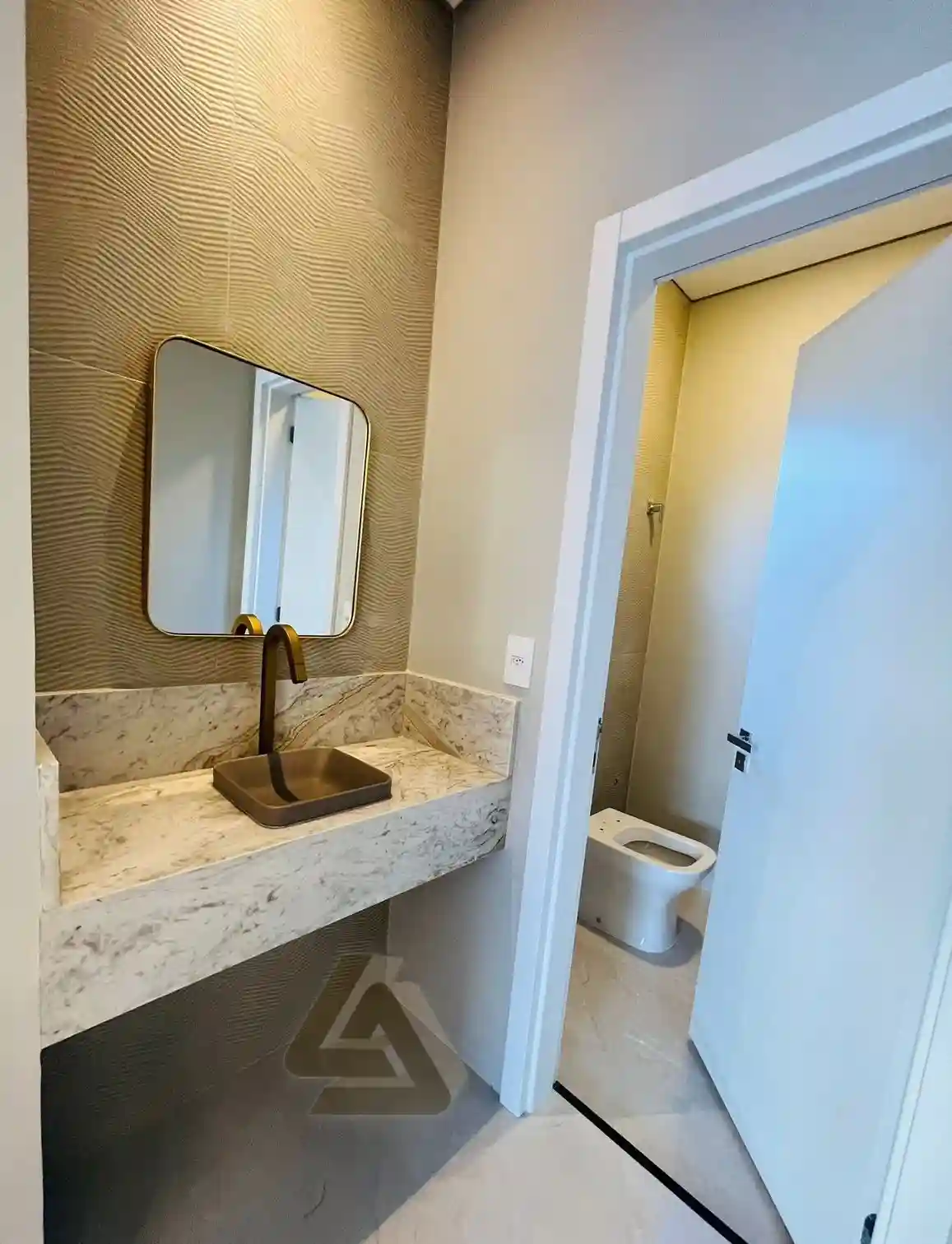 Casa de Condomínio com 3 quartos à venda, 221m² — foto 10 de 16