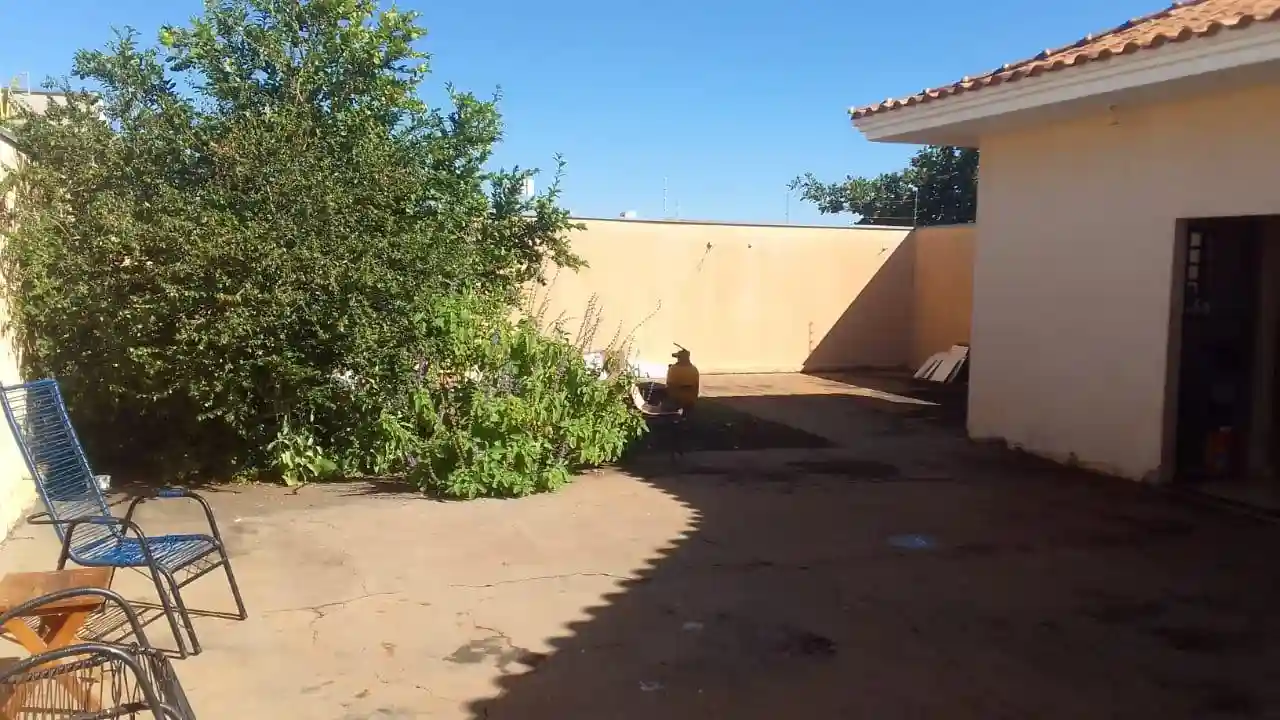 Casa com 3 quartos à venda, 256m² — foto 20 de 22