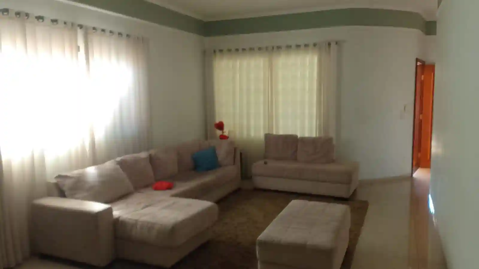 Casa com 3 quartos à venda, 256m² — foto 4 de 22
