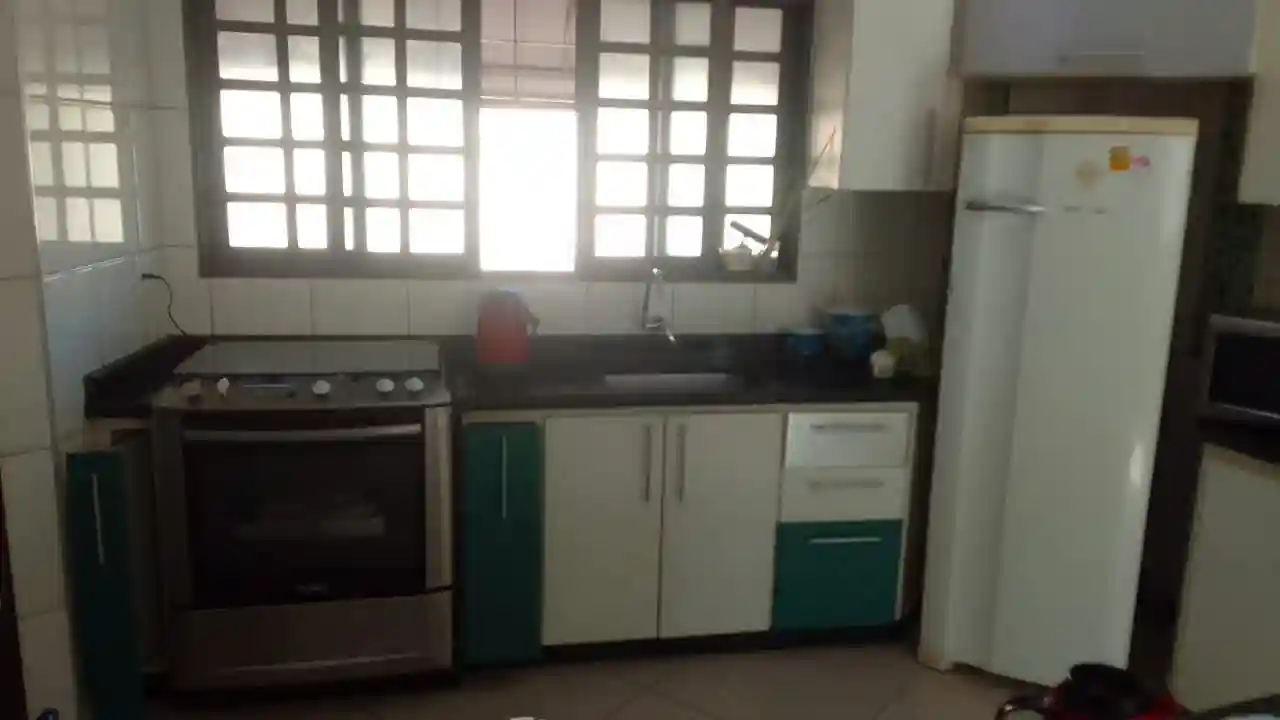Casa com 3 quartos à venda, 256m² — foto 14 de 22