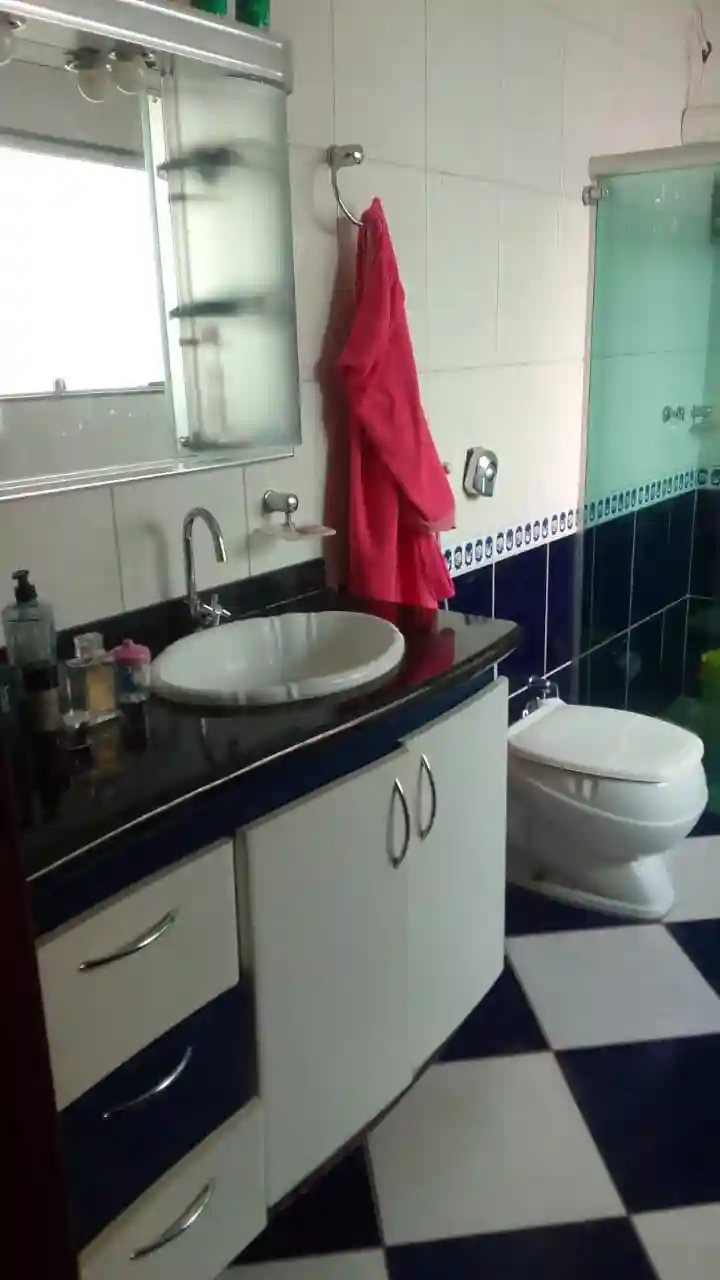 Casa com 3 quartos à venda, 256m² — foto 7 de 22